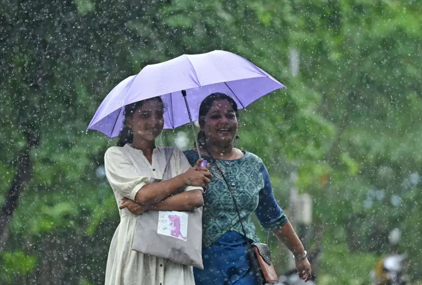 ஒரு சில பகுதிகளில் லேசான மழை பெய்யும்